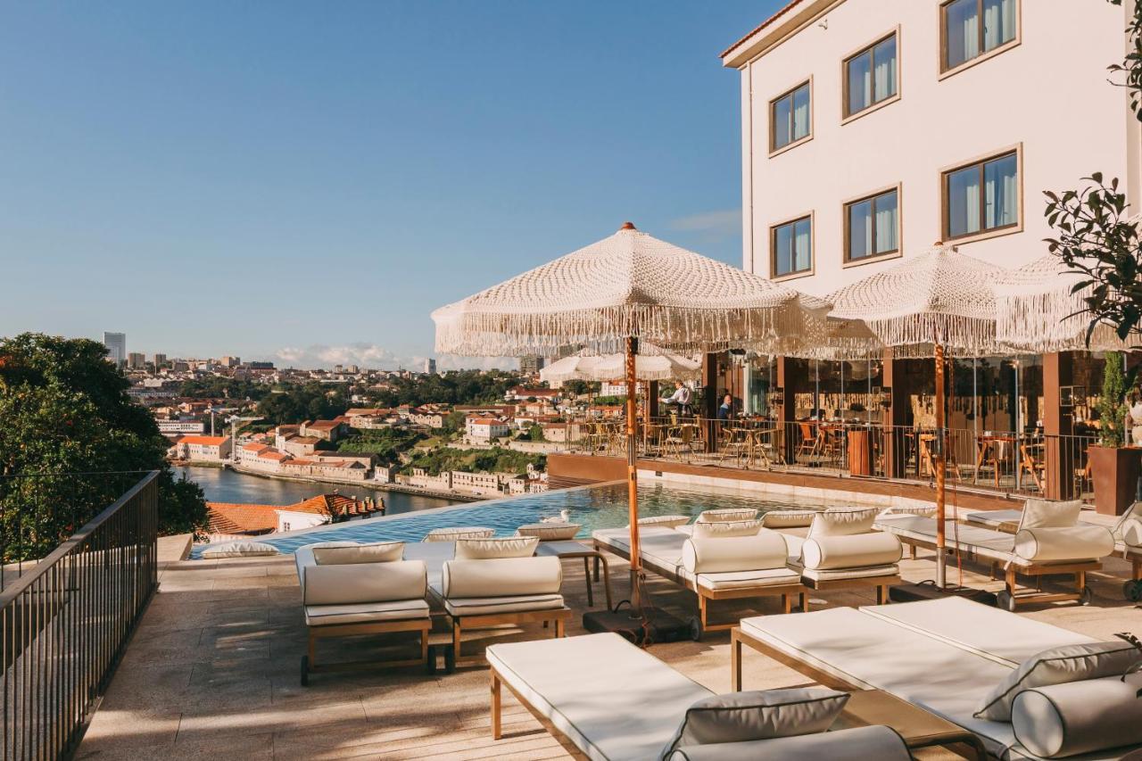 Torel Avantgarde Hotel Porto Exterior photo The hotel's rooftop pool