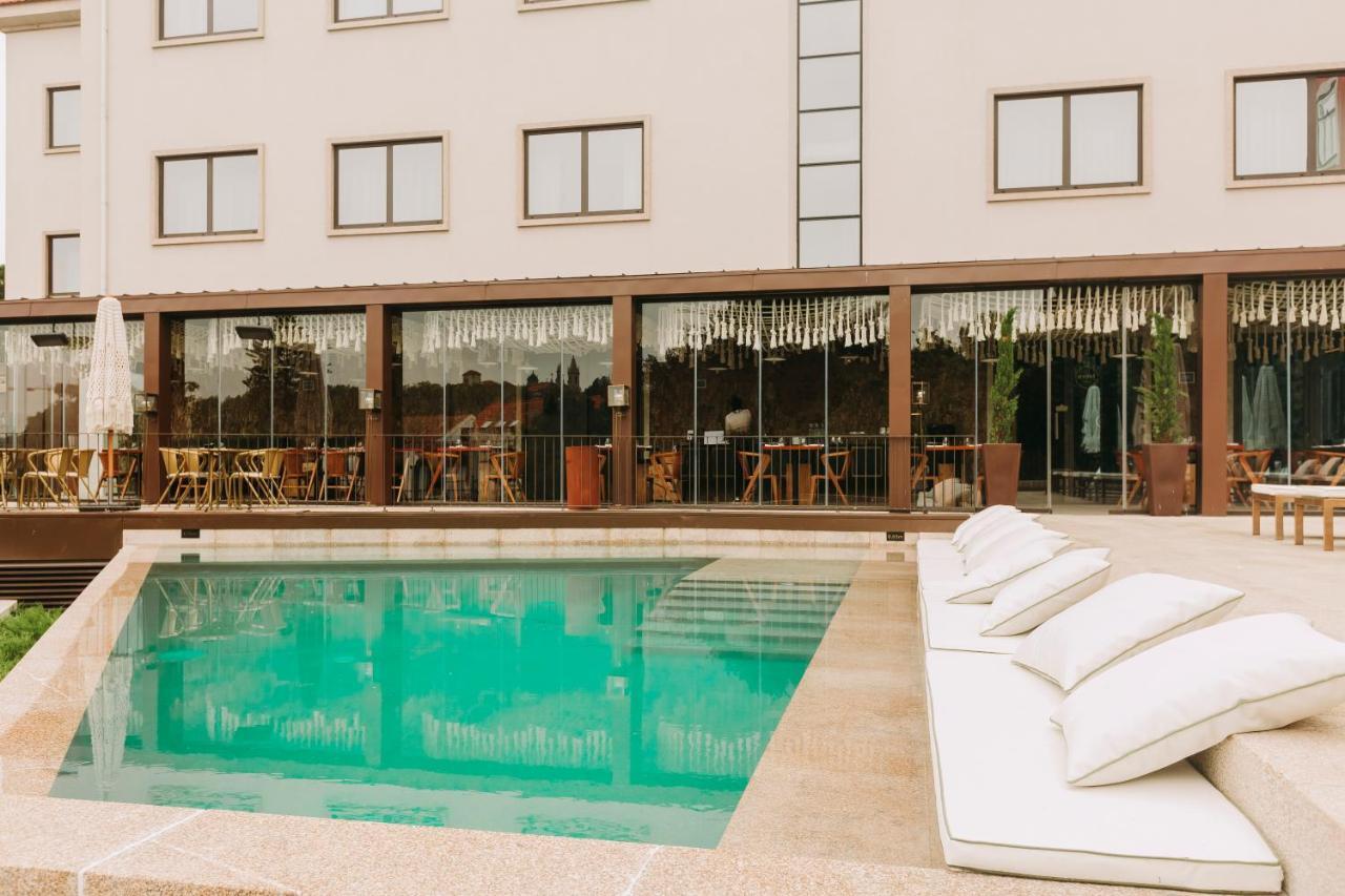 Torel Avantgarde Hotel Porto Exterior photo The pool at the hotel