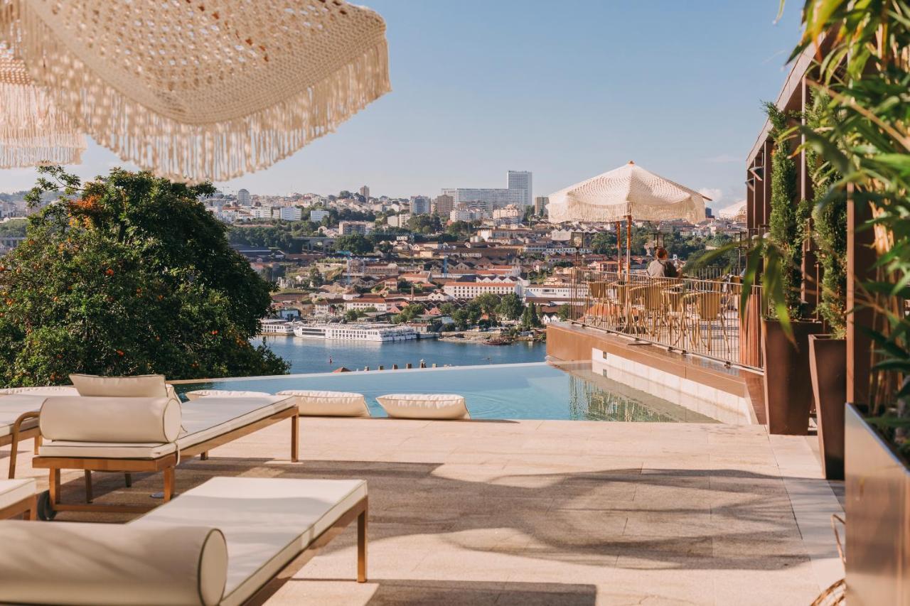 Torel Avantgarde Hotel Porto Exterior photo The rooftop pool at the Four Seasons Hotel